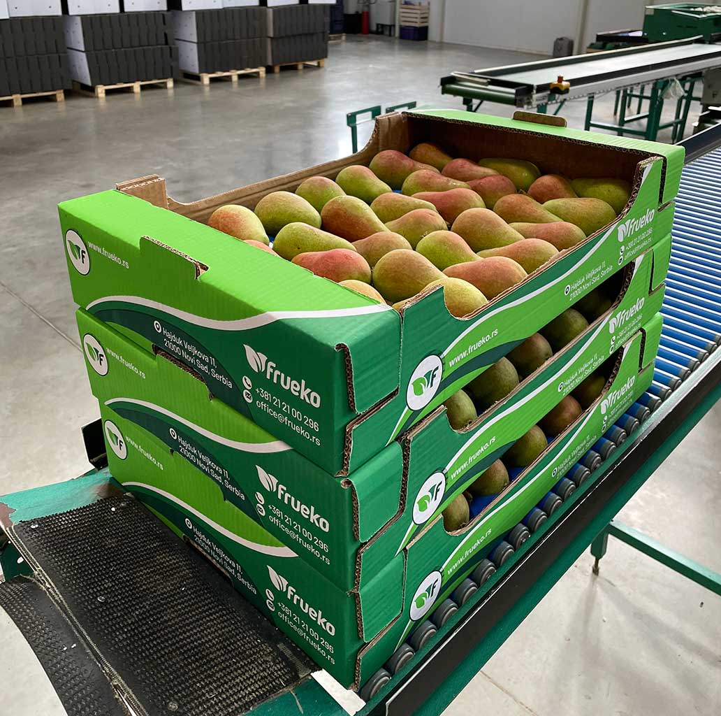 tri gajbe sa kruškama